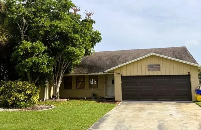 1455 Gallinule Drive Delray Beach, FL 33444