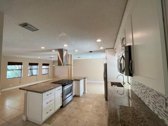 1455 Gallinule Drive Delray Beach, FL 33444