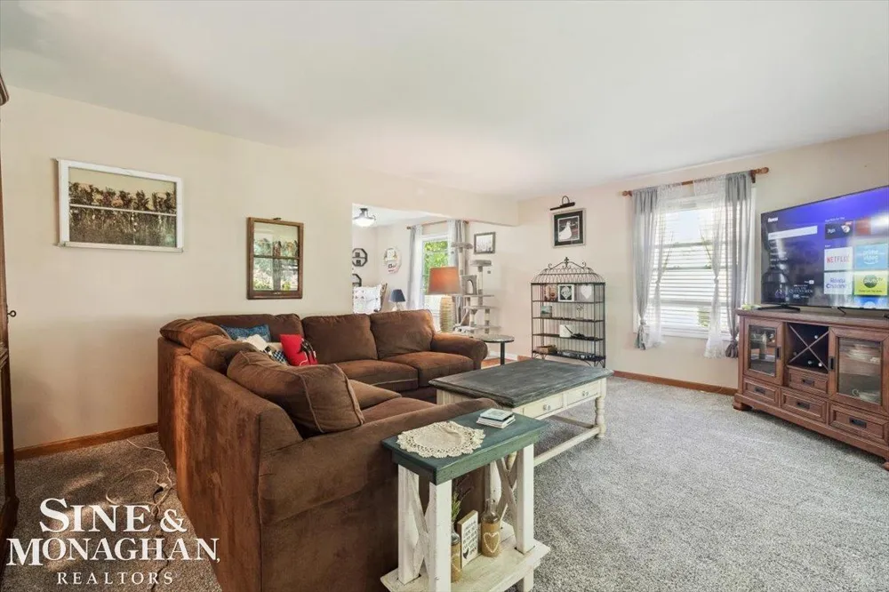 137 E Meldrum Circle St Clair City, MI 48079