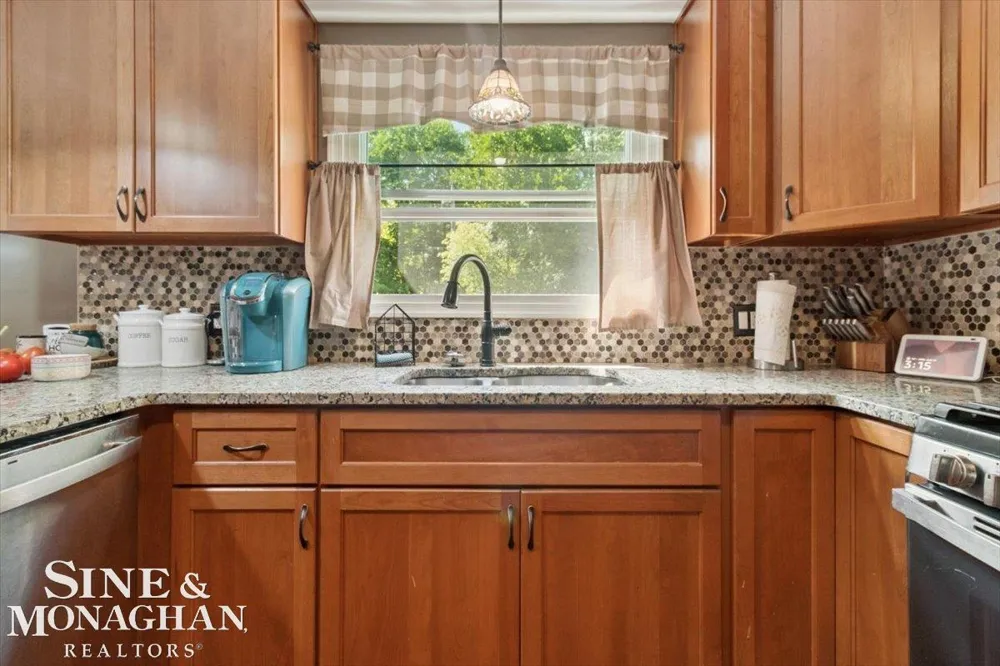137 E Meldrum Circle St Clair City, MI 48079