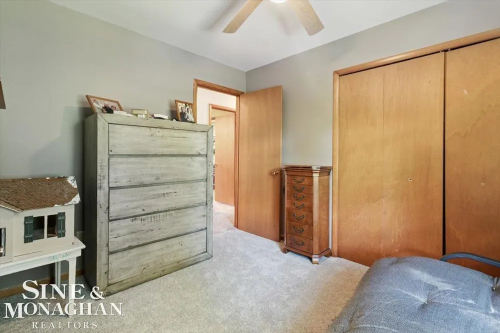 137 E Meldrum Circle St Clair City, MI 48079