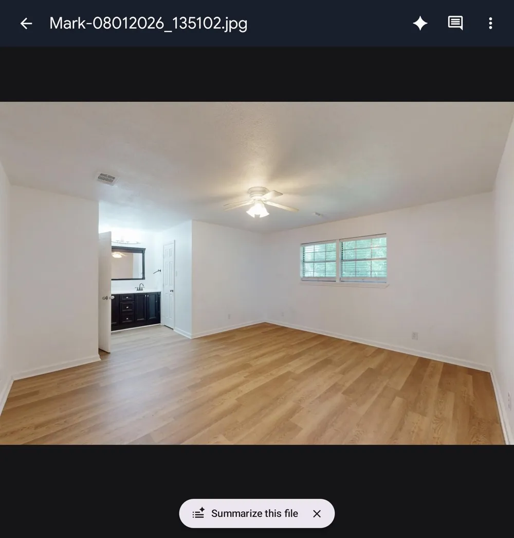 610 Avenue C Alvin, TX 77511