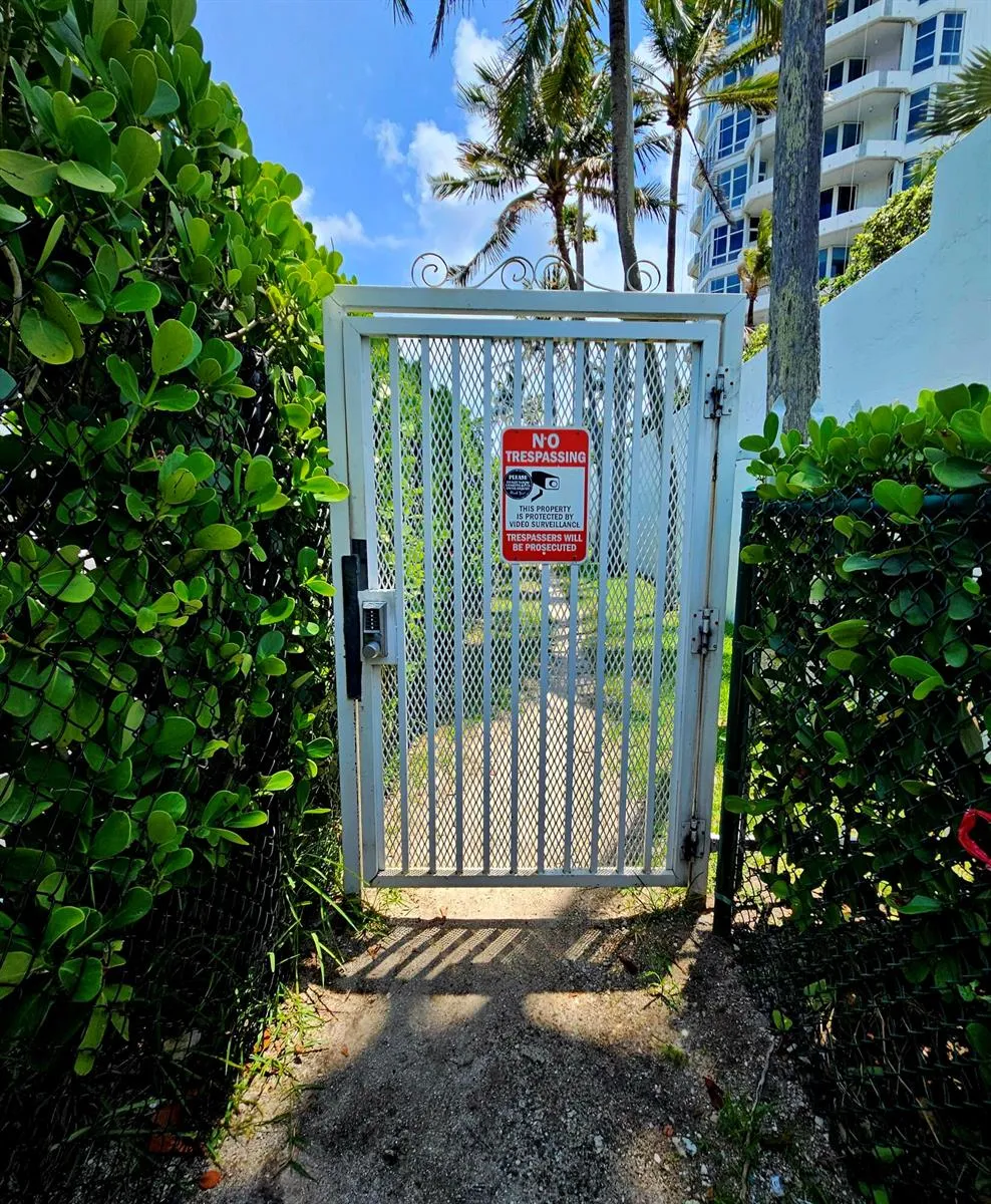 1461 S OCEAN BOULEVARD #311 Lauderdale By The Sea, FL 33062