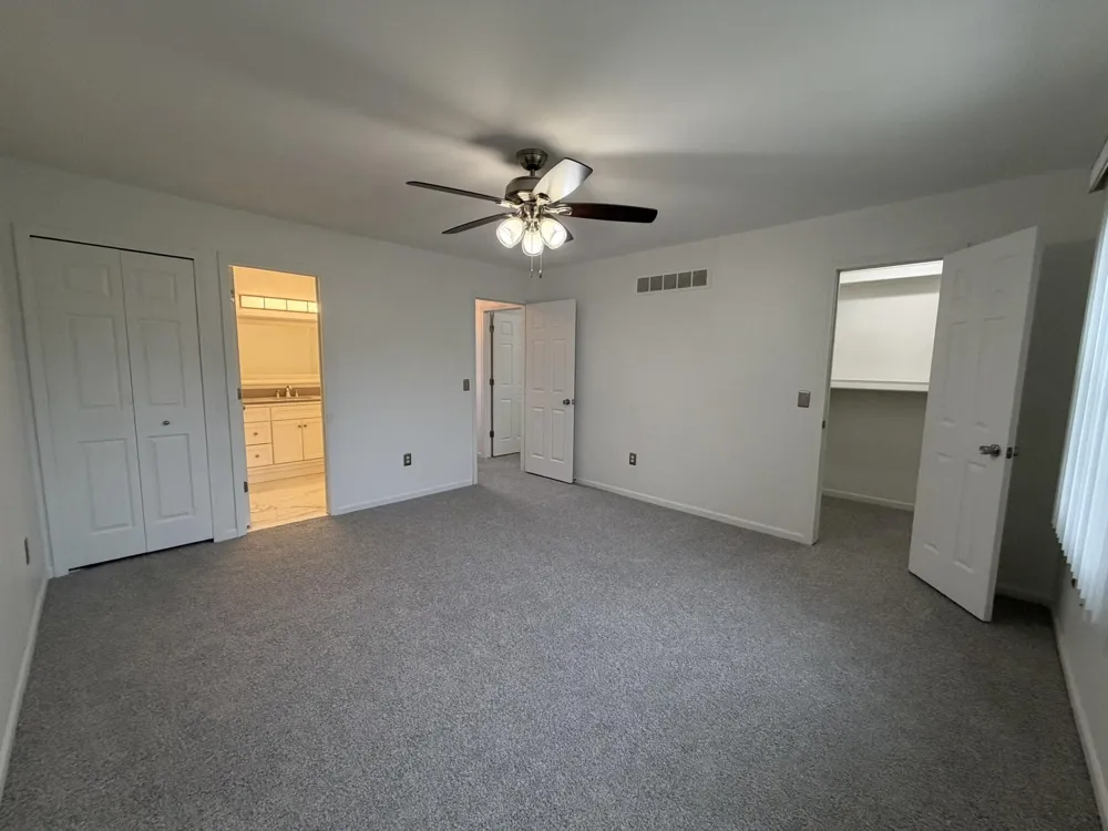 7471 Kingston Court Westland, MI 48185