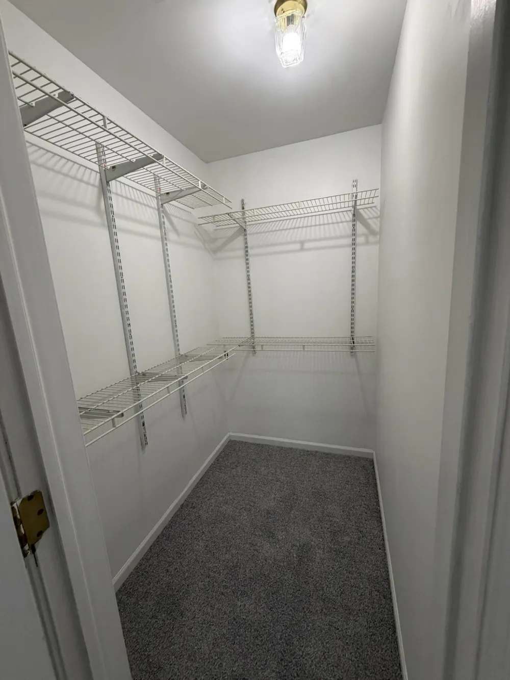 7471 Kingston Court Westland, MI 48185