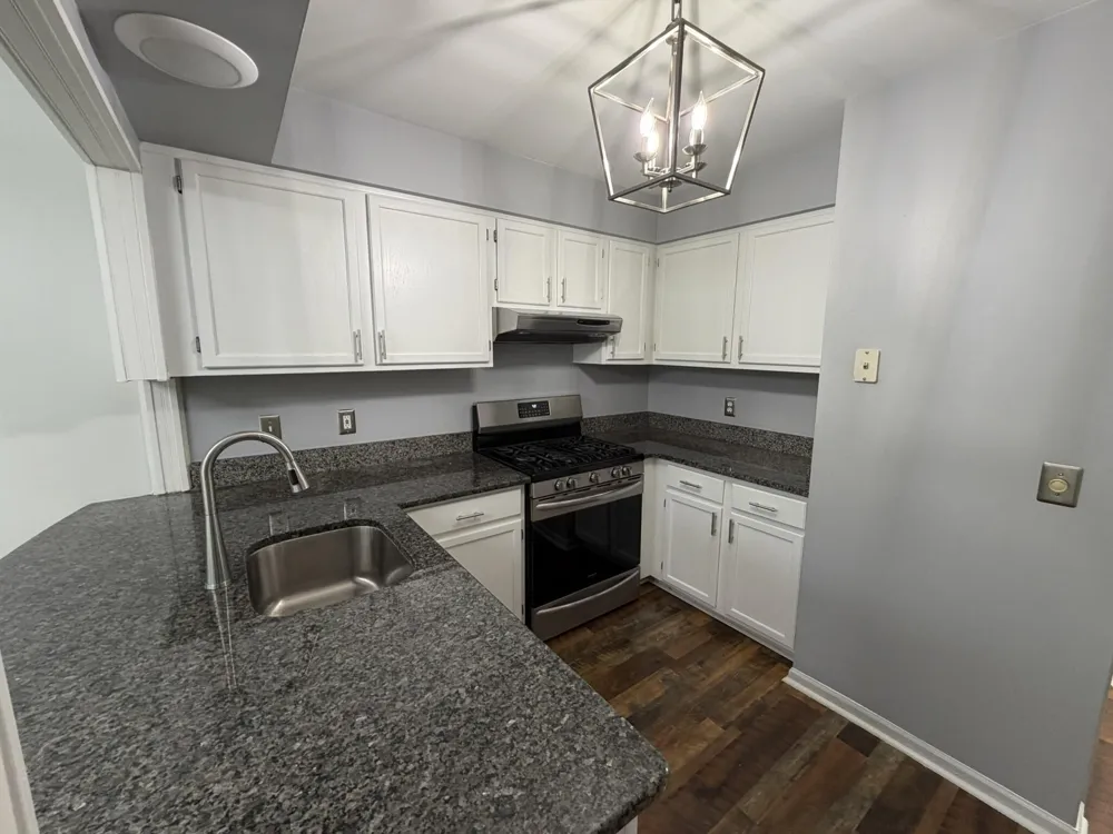 7471 Kingston Court Westland, MI 48185