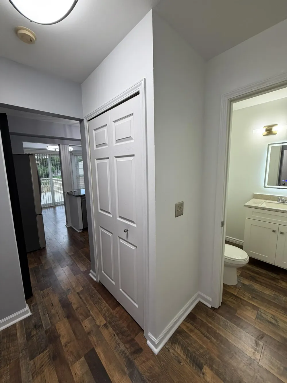 7471 Kingston Court Westland, MI 48185