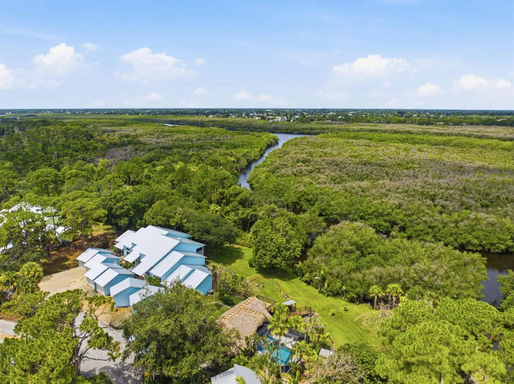 1812 SE Hideaway Circle Port St. Lucie, FL 34952