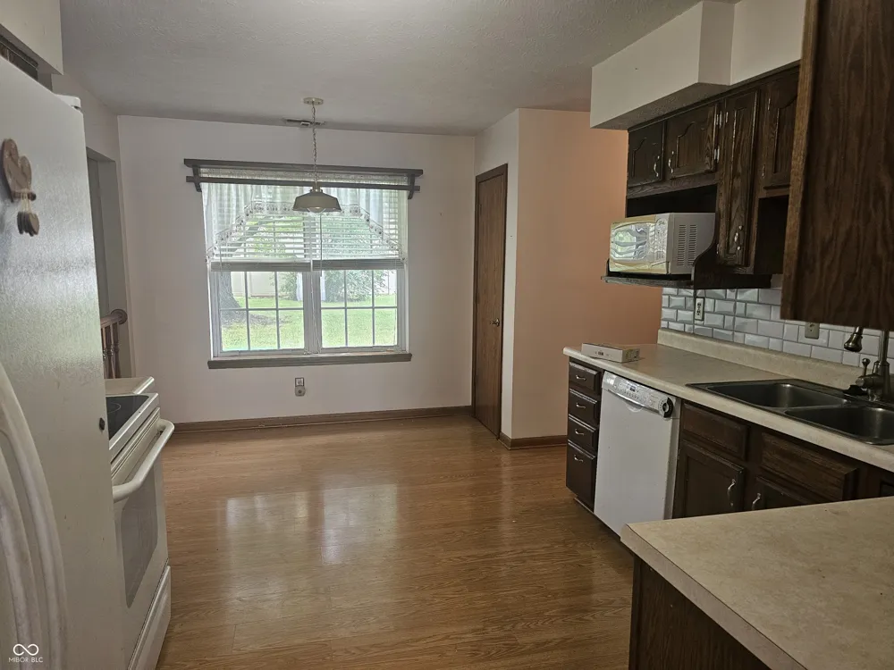 946 Johnathan Drive Plainfield, IN 46168