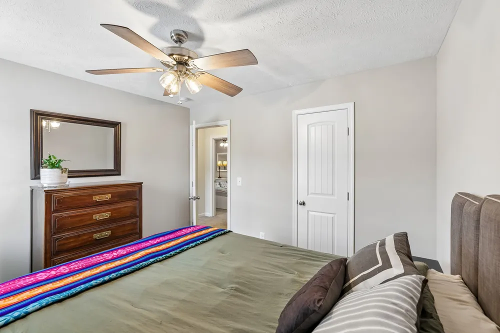 426 Rick McCormick Dr La Vergne, TN 37086