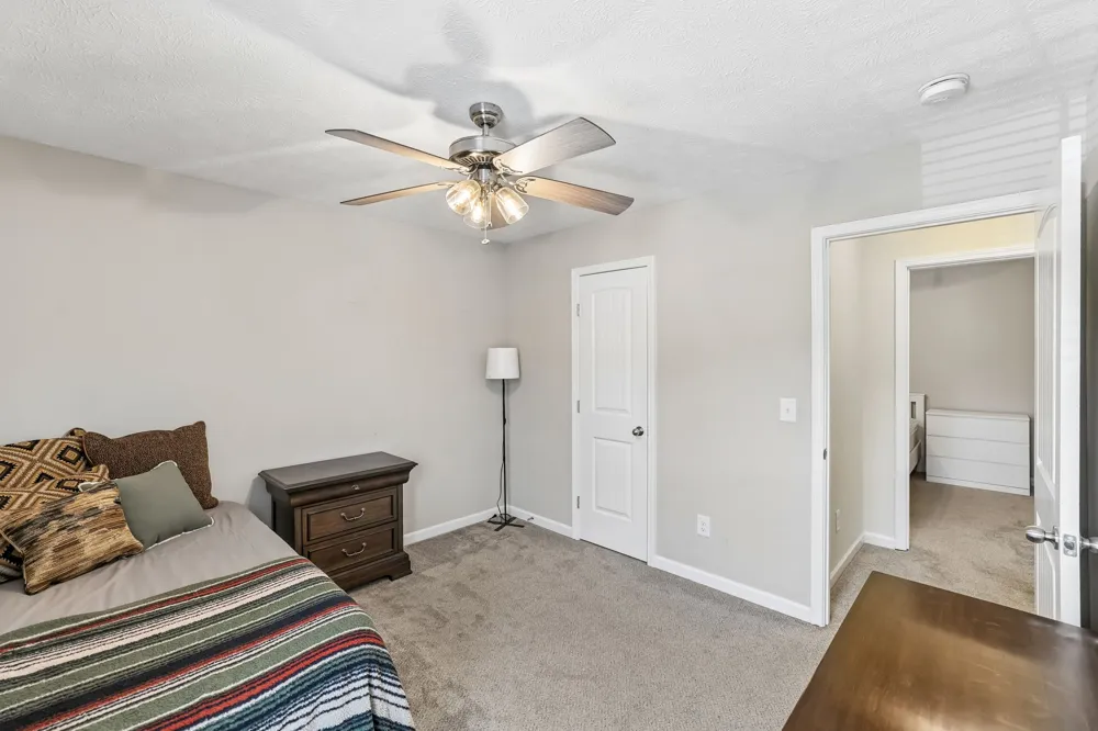 426 Rick McCormick Dr La Vergne, TN 37086