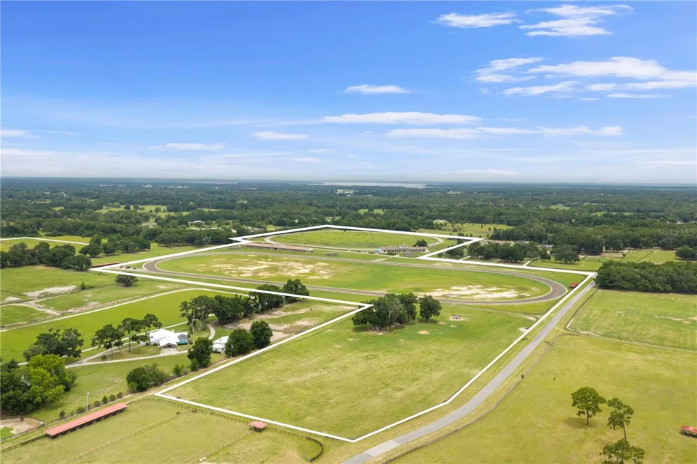 1345 NE 155TH PLACE Citra, FL 32113