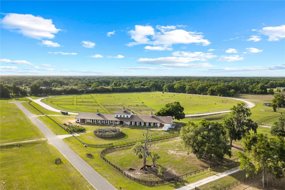 1345 NE 155TH PLACE Citra, FL 32113