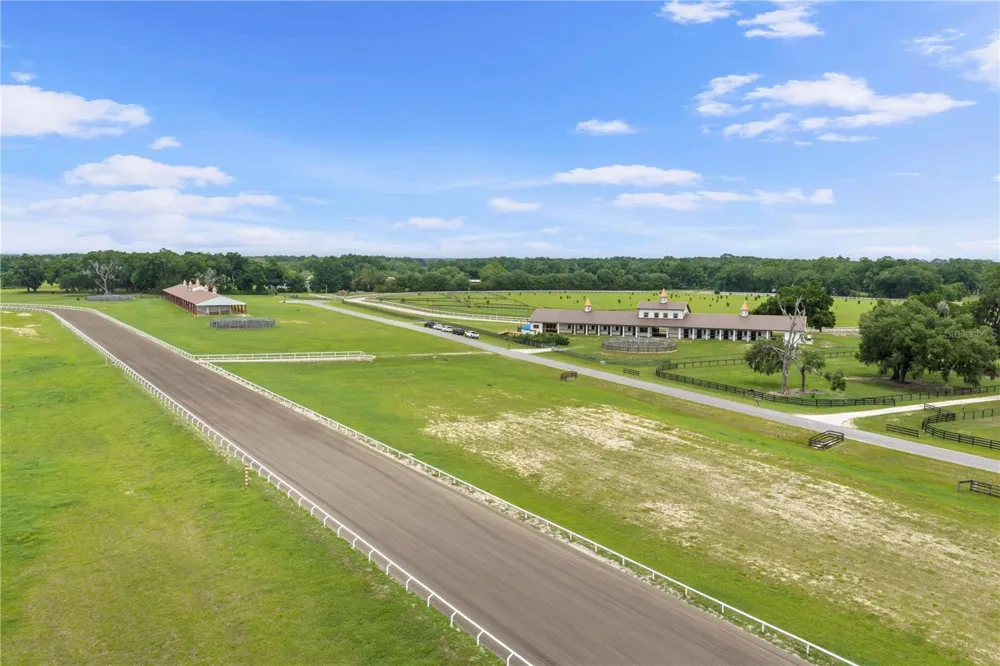 1345 NE 155TH PLACE Citra, FL 32113