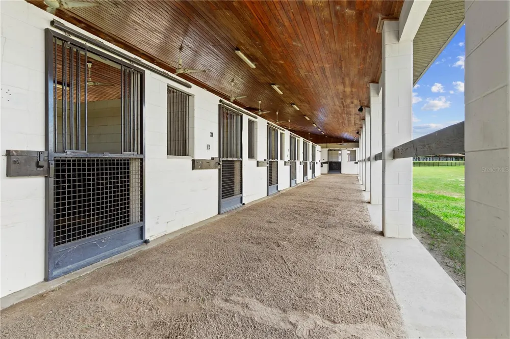 1345 NE 155TH PLACE Citra, FL 32113
