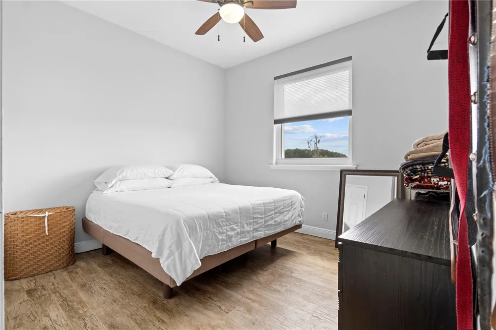 1345 NE 155TH PLACE Citra, FL 32113