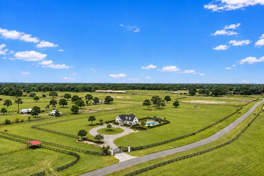 1345 NE 155TH PLACE Citra, FL 32113