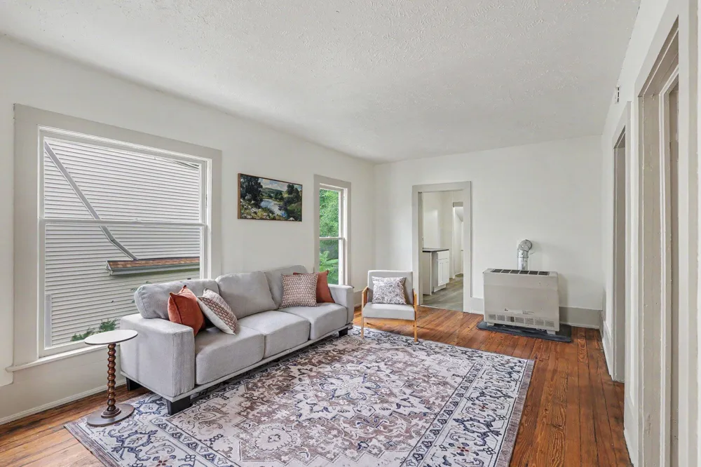119 E Isabella Avenue Muskegon City, MI 49442
