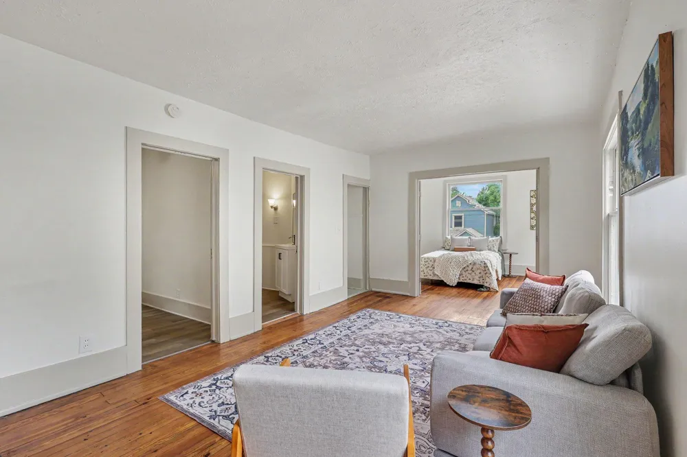 119 E Isabella Avenue Muskegon City, MI 49442