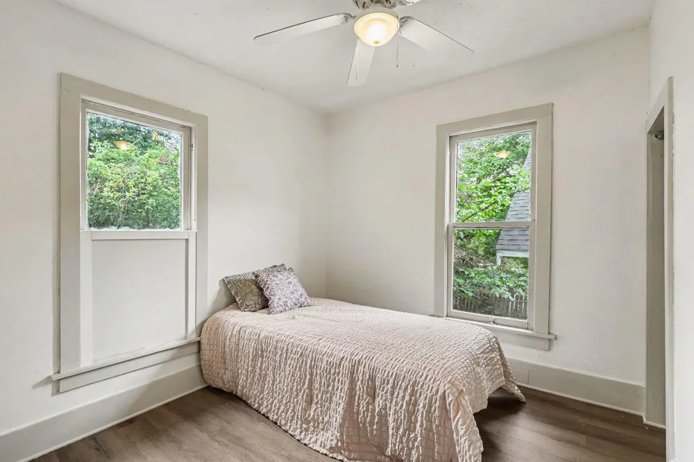 119 E Isabella Avenue Muskegon City, MI 49442