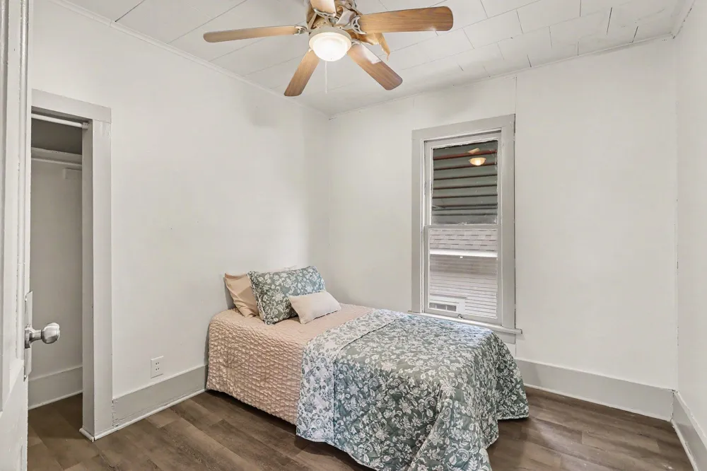 119 E Isabella Avenue Muskegon City, MI 49442