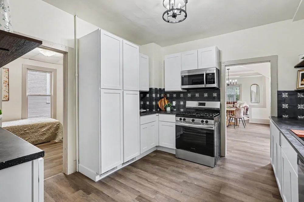 119 E Isabella Avenue Muskegon City, MI 49442