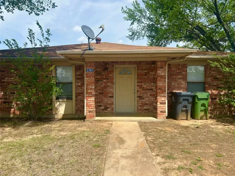 2301 Lido Lane