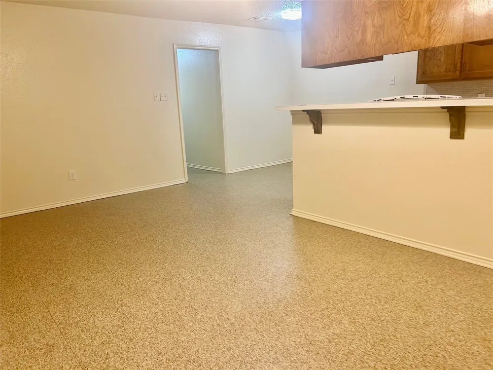 2301 Lido Lane Arlington, TX 76015