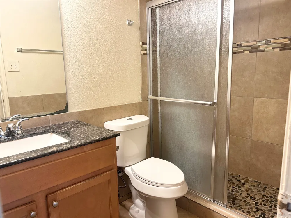 2301 Lido Lane Arlington, TX 76015