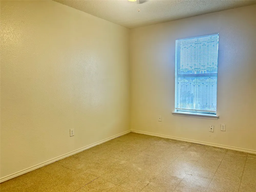 2301 Lido Lane Arlington, TX 76015