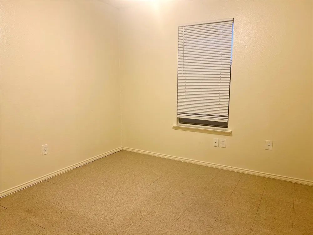 2301 Lido Lane Arlington, TX 76015