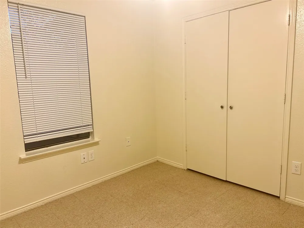 2301 Lido Lane Arlington, TX 76015