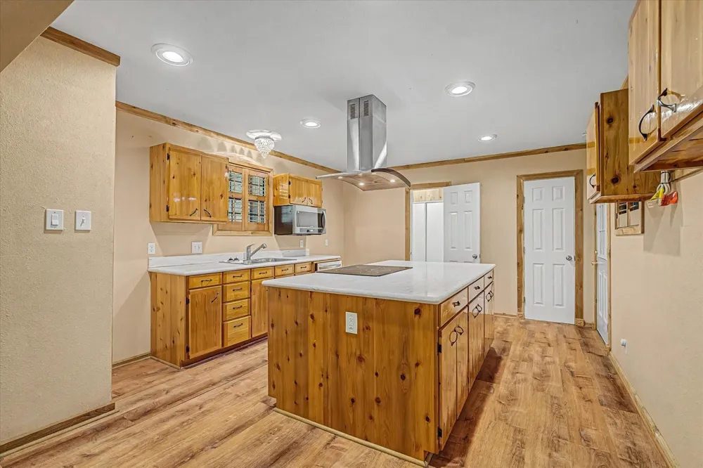 527 Number 9 Road Wallisville, TX 77597