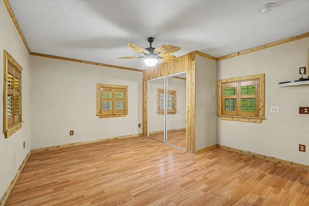 527 Number 9 Road Wallisville, TX 77597