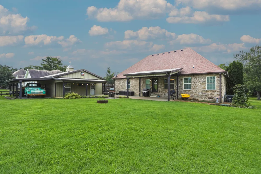 532 Halltown Rd Portland, TN 37148
