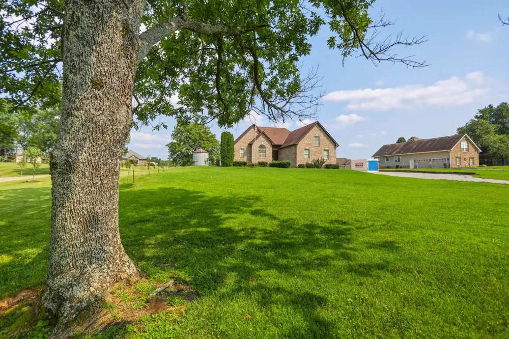 532 Halltown Rd Portland, TN 37148