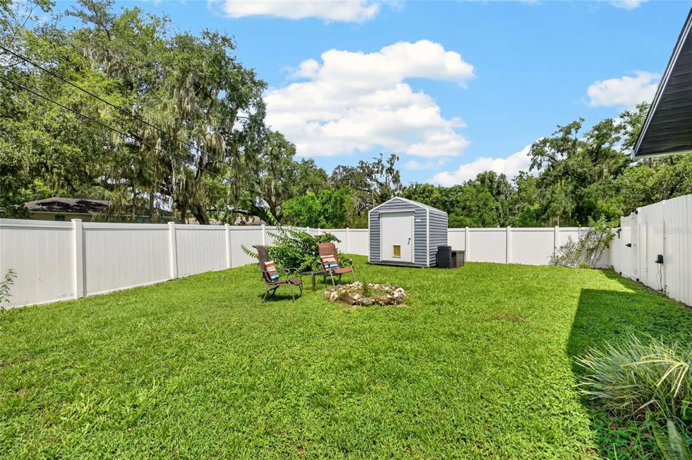 5203 SE 114TH STREET Belleview, FL 34420