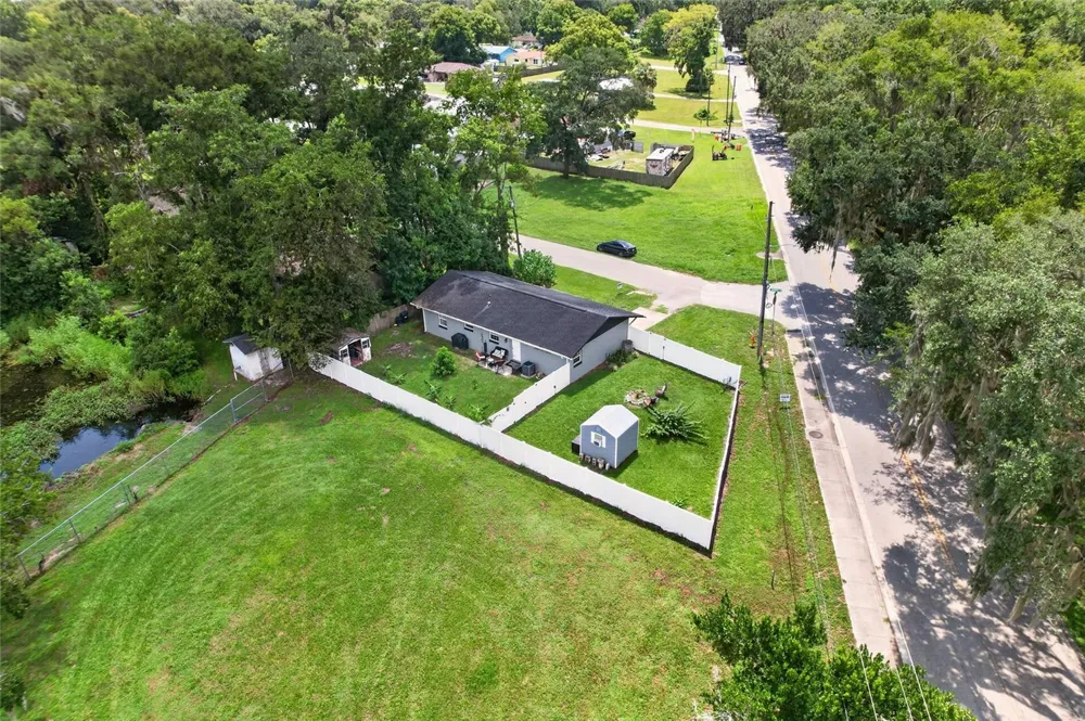 5203 SE 114TH STREET Belleview, FL 34420