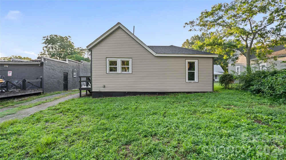 633 Austin Street Albemarle, NC 28001