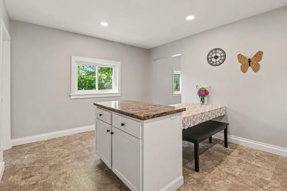 158 72nd Avenue Hart, MI 49420