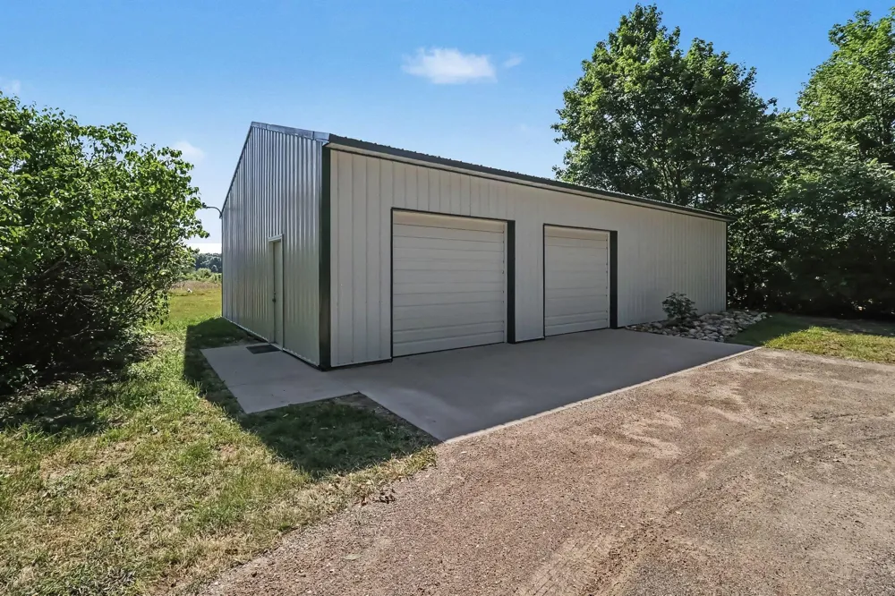 158 72nd Avenue Hart, MI 49420