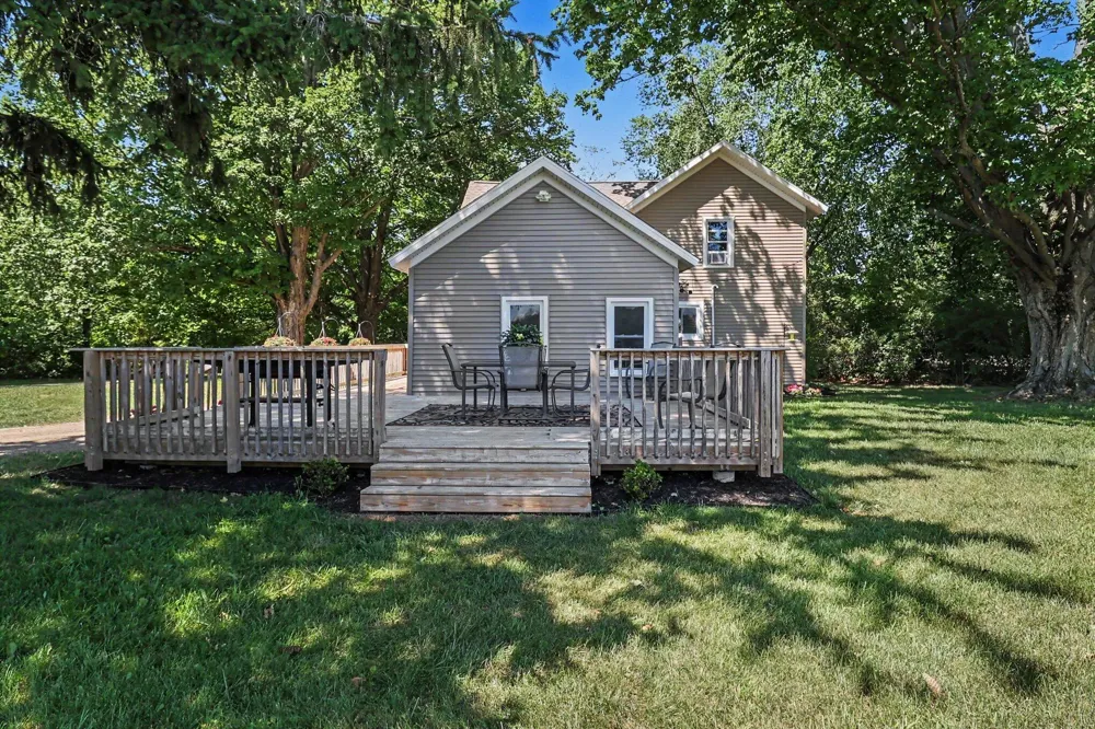 158 72nd Avenue Hart, MI 49420