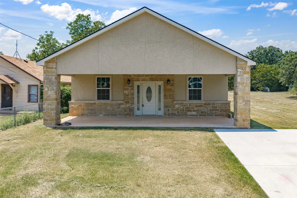 324 Tennessee Street Graham, TX 76450