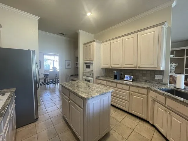 558 Timber Ridge Drive Trophy Club, TX 76262