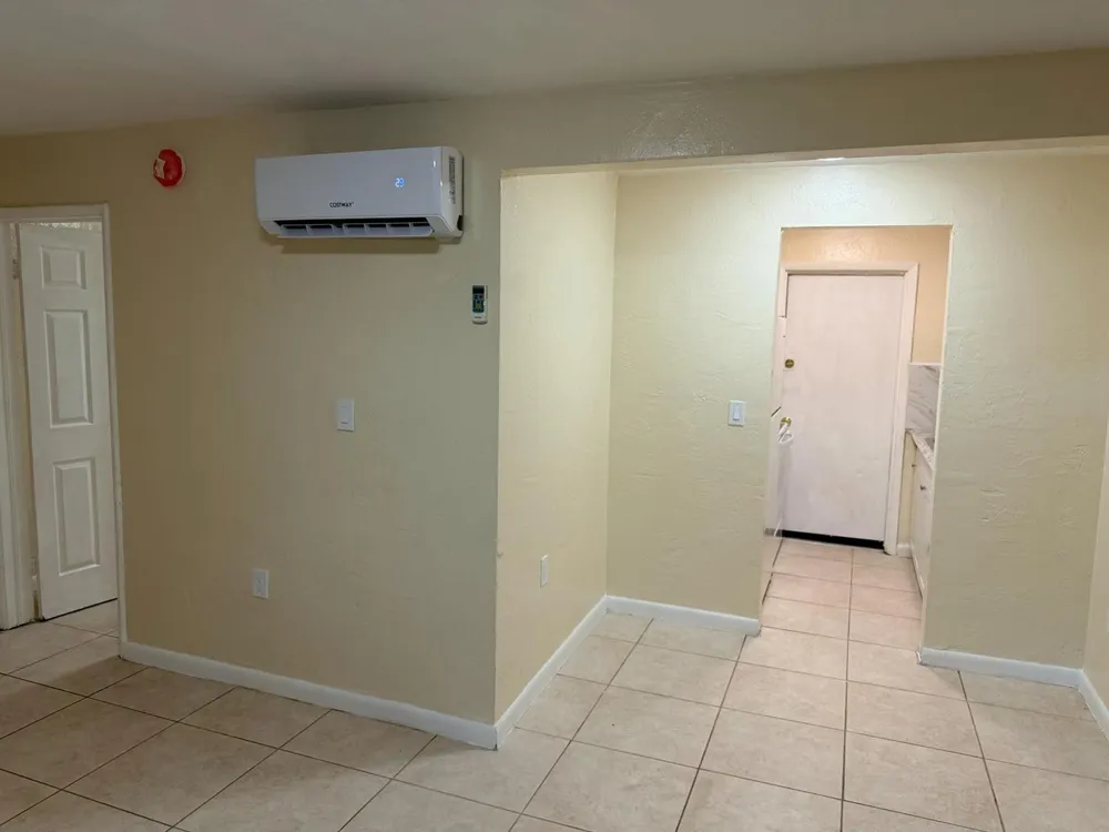 1135 SHARAZAD BOULEVARD #35 Opa-Locka, FL 33054