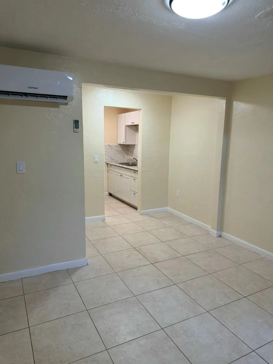 1135 SHARAZAD BOULEVARD #35 Opa-Locka, FL 33054