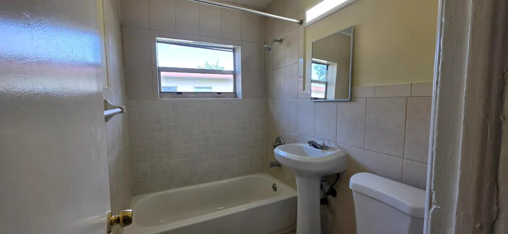 1135 SHARAZAD BOULEVARD #35 Opa-Locka, FL 33054