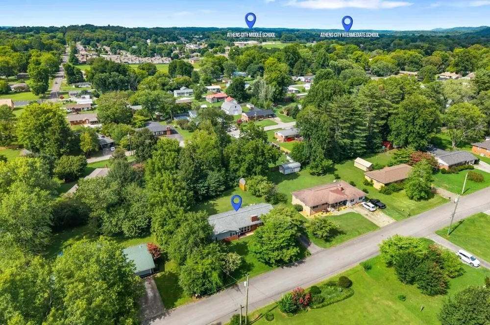 1234 Millard Street Athens, TN 37303