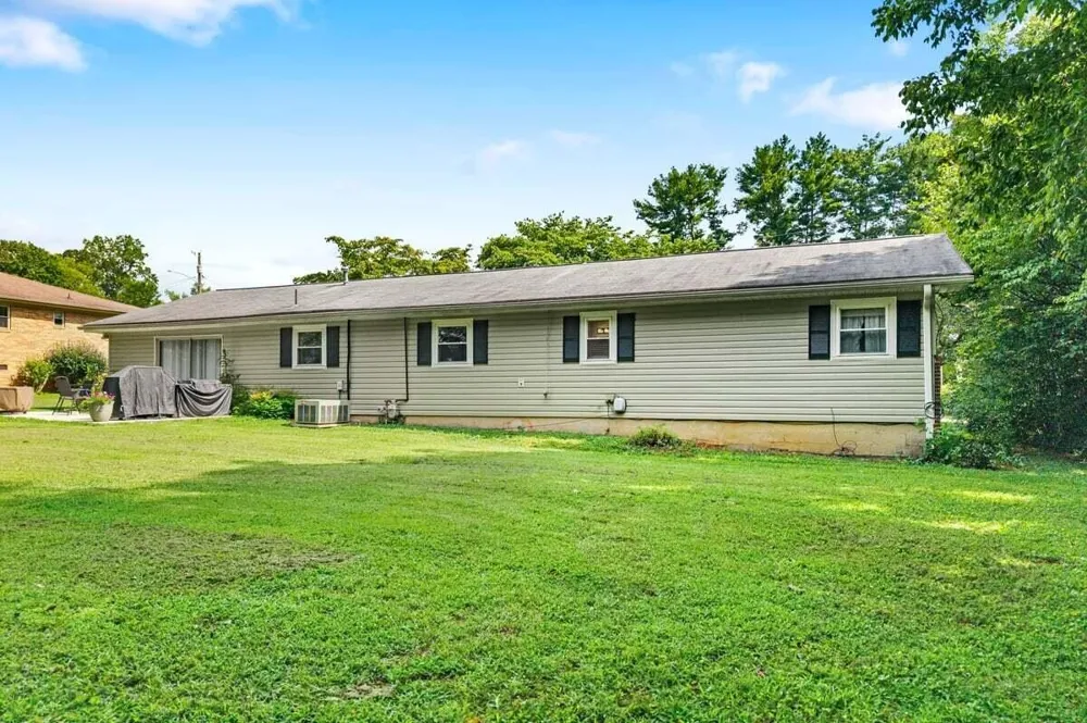 1234 Millard Street Athens, TN 37303