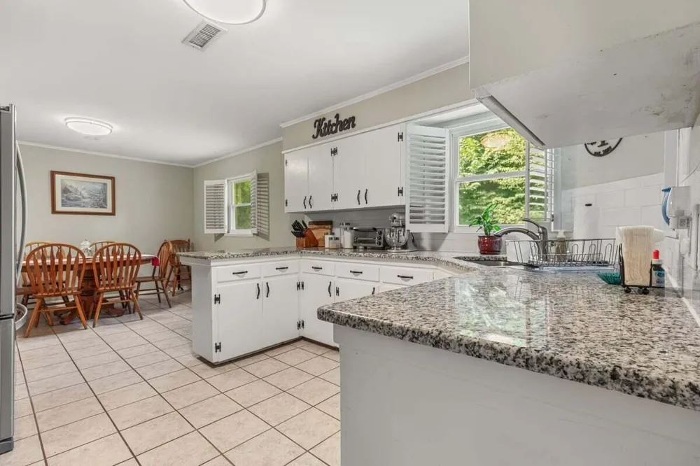 1234 Millard Street Athens, TN 37303